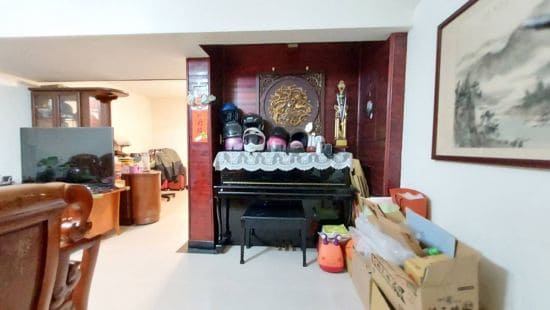 foyer.jpg