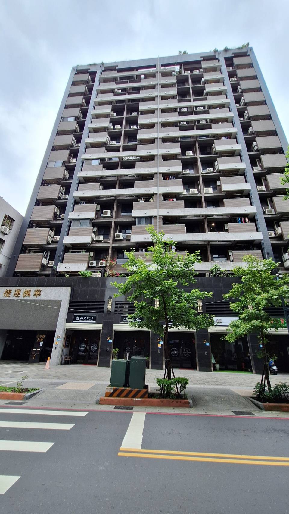 捷運楓華社區-實價登錄、成交行情-新店區中華路22號,總樓高14樓,共112戶