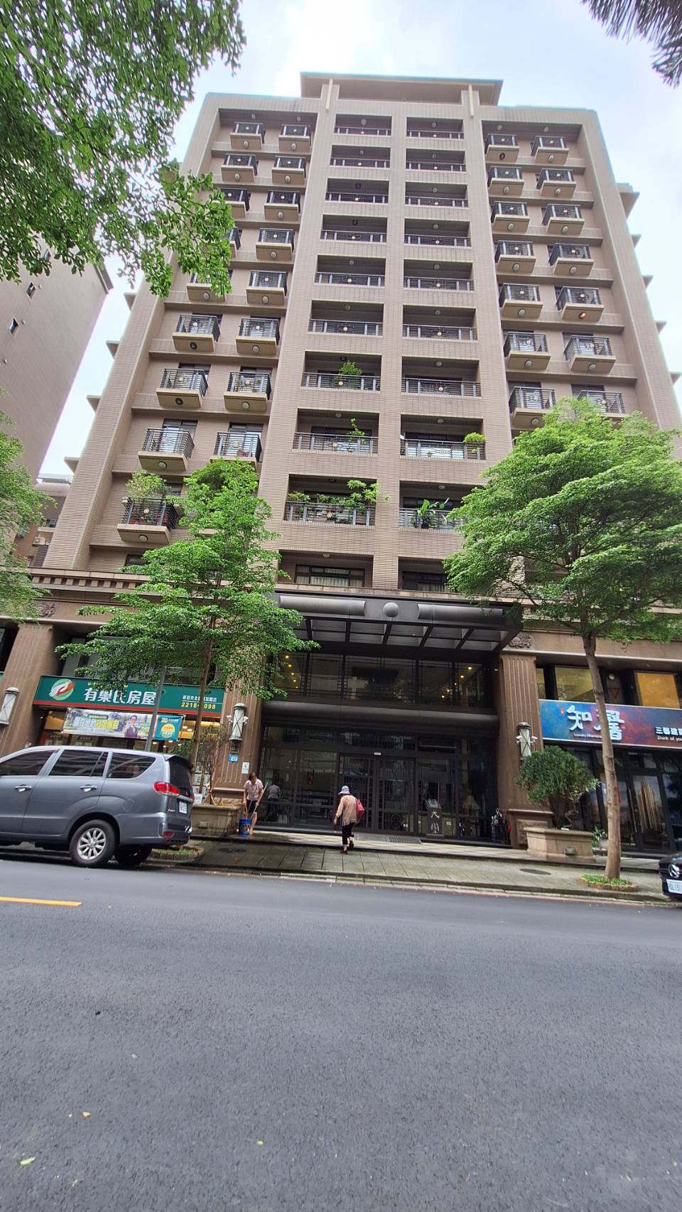 中央大璽社區-實價登錄、成交行情-央北重劃區-新店區中央五街,共46戶