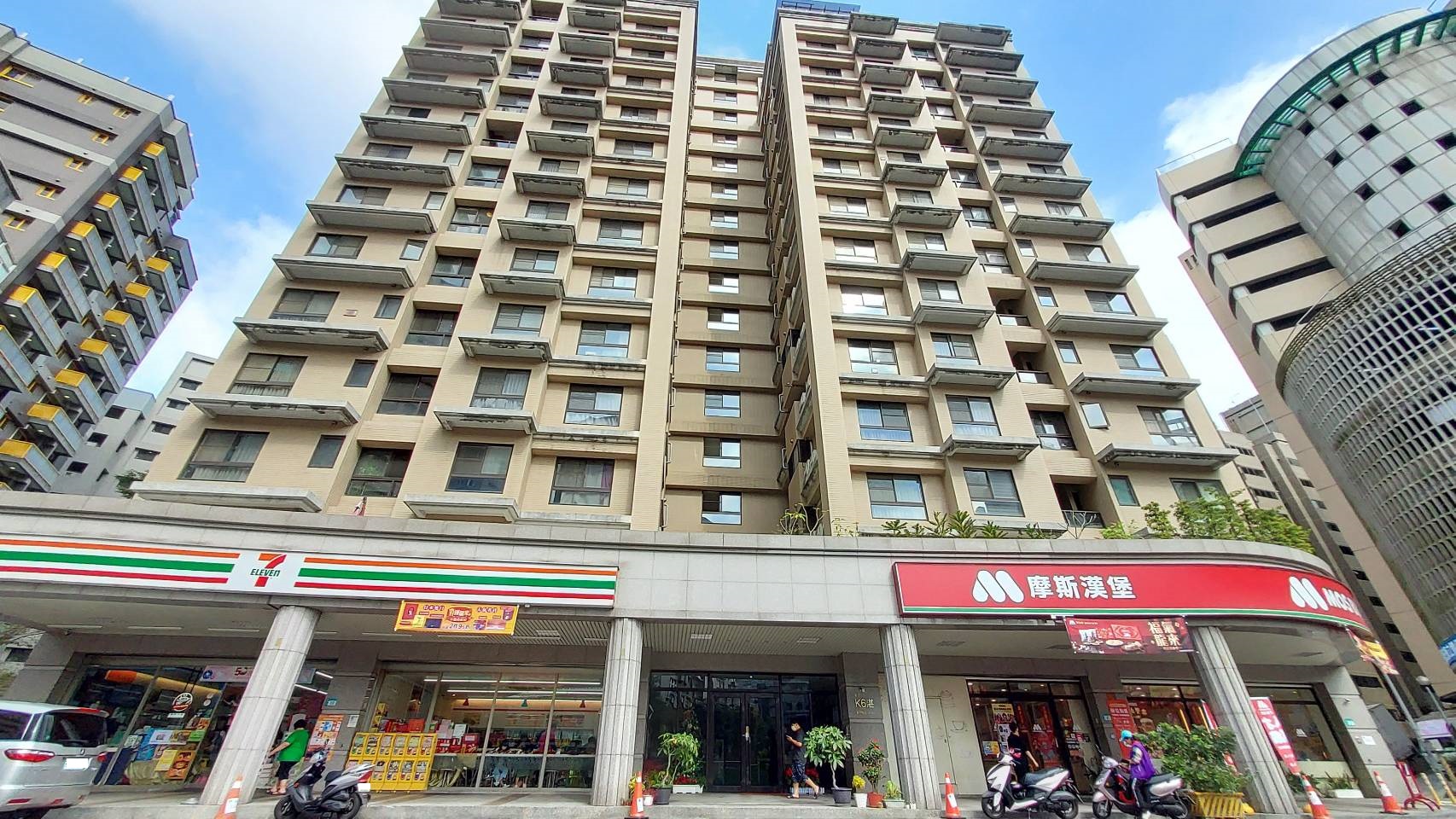 K6湛NO1社區-實價登錄、成交行情-新店安坑-新店安德街,總樓高14樓,共98戶