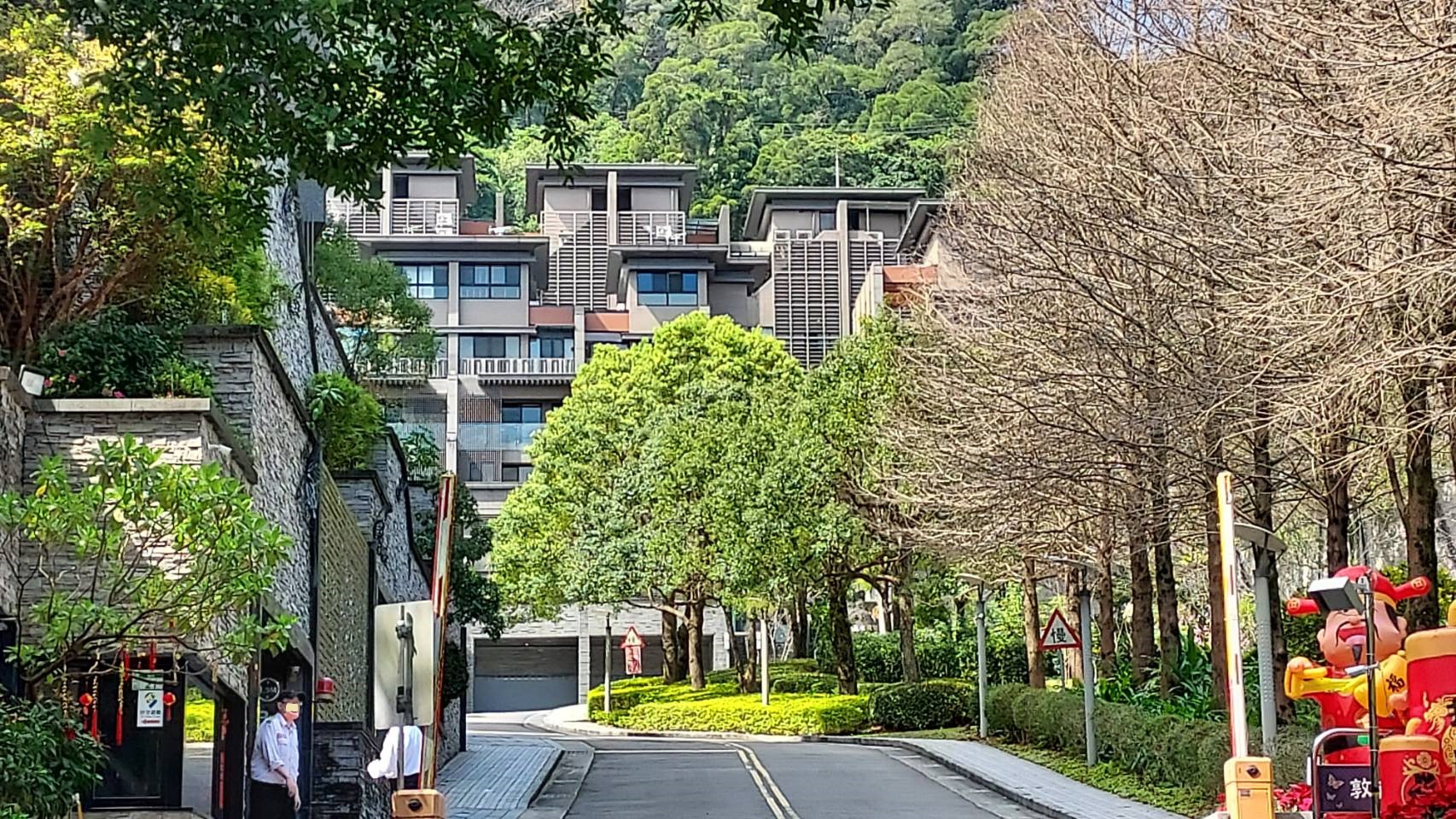 新店指標建案-敦南花園--實價登錄、成交行情-新店安坑安興路95巷,總樓高6樓,共103戶