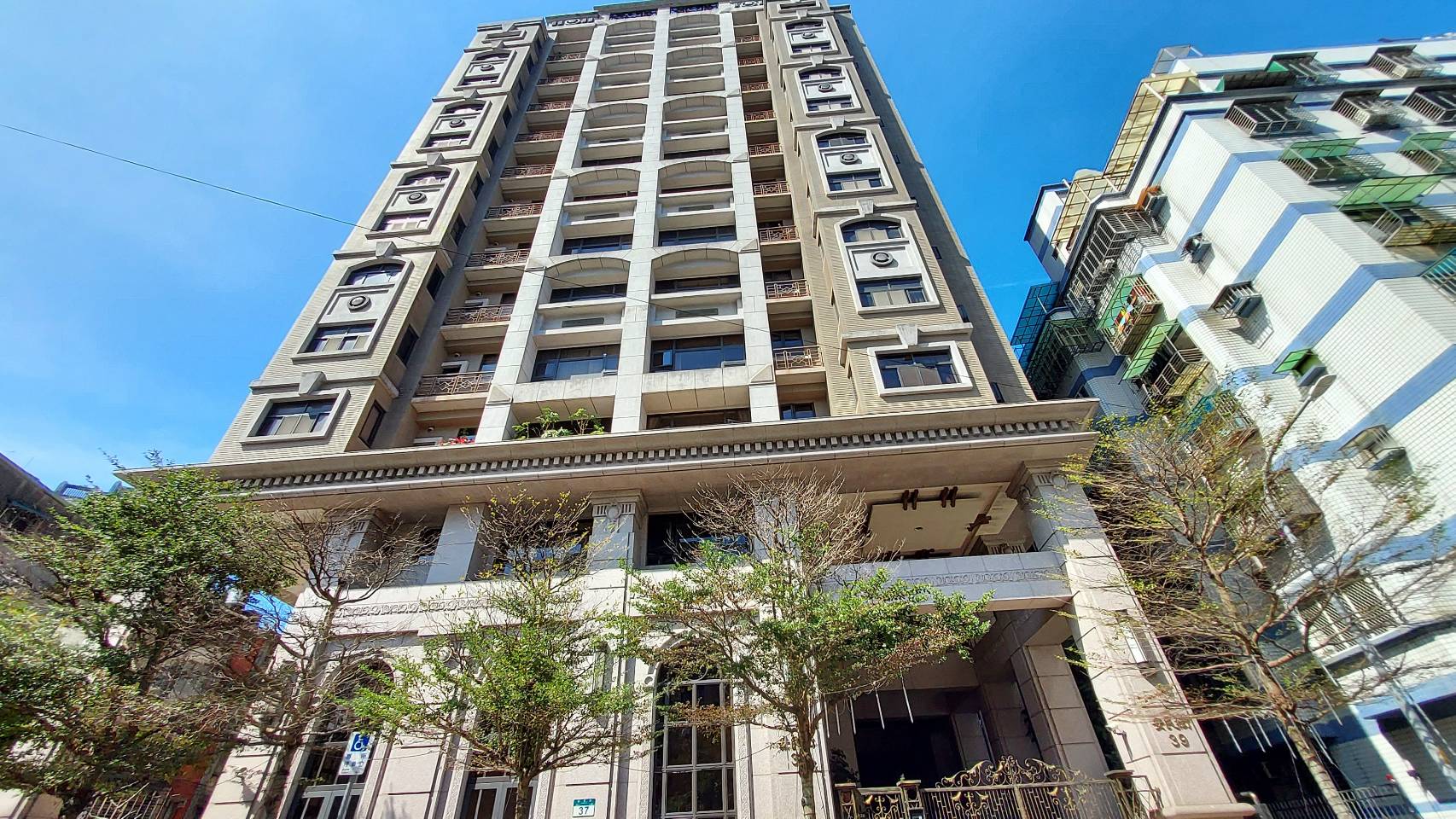 光榮時代社區-實價登錄、成交行情-新店安坑-新店安民街37號,總樓高13樓,共84戶-新店房仲推薦