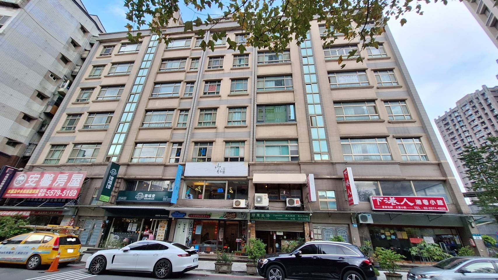 生活DOUBLE-實價登錄、成交行情-新店安坑安德街,總樓高6樓,共25戶