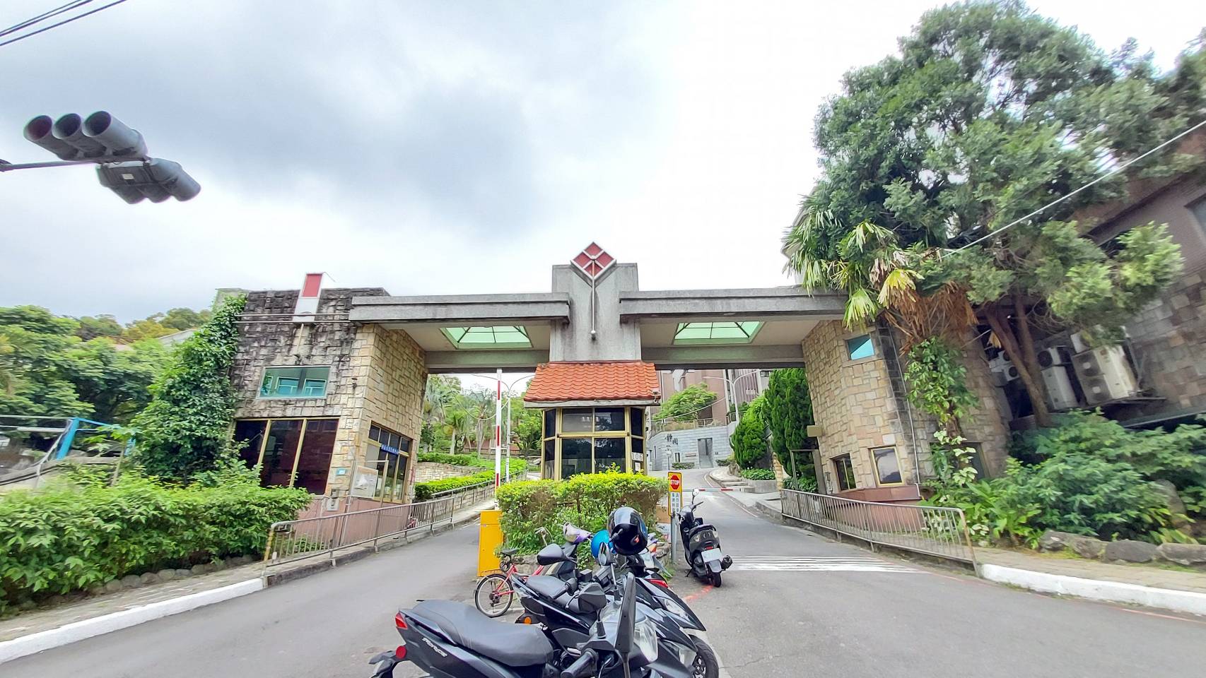 伴吾別墅-實價登錄、成交行情-新店區安祥路-新店安坑,總樓高7樓,共538戶-新店房仲推薦