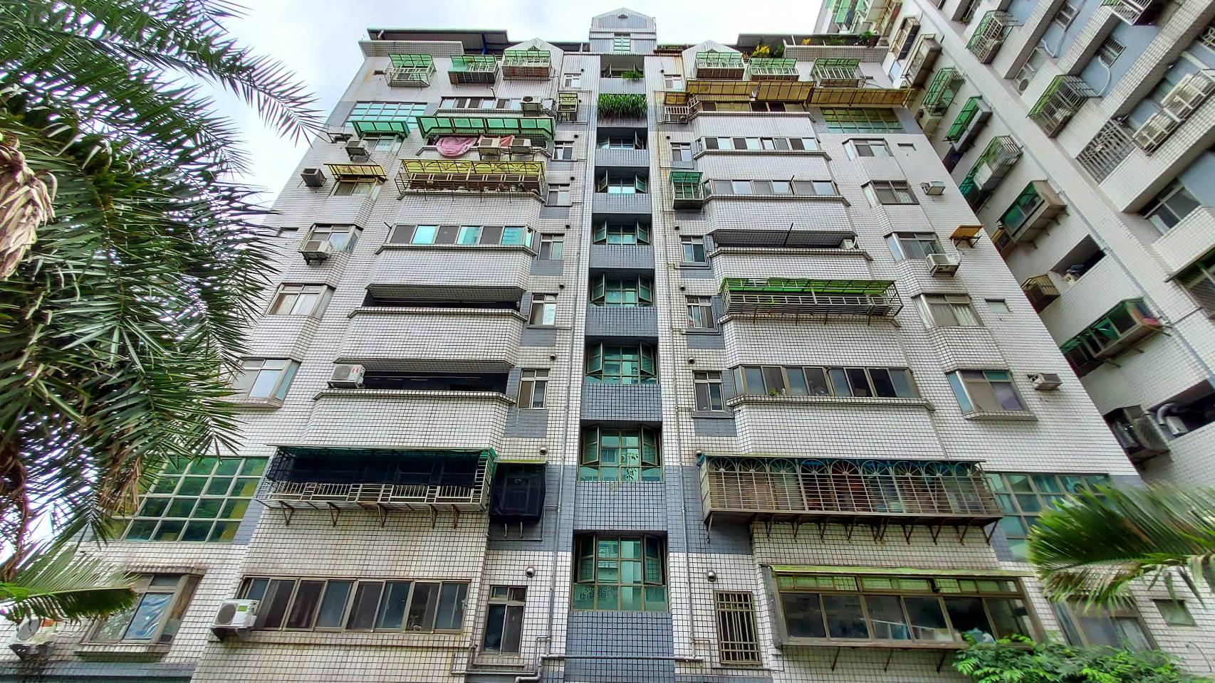 綠野馥苑-實價登錄、成交行情-新店安坑-新店區安祥路,總樓高10樓,共20戶-新店房仲推薦