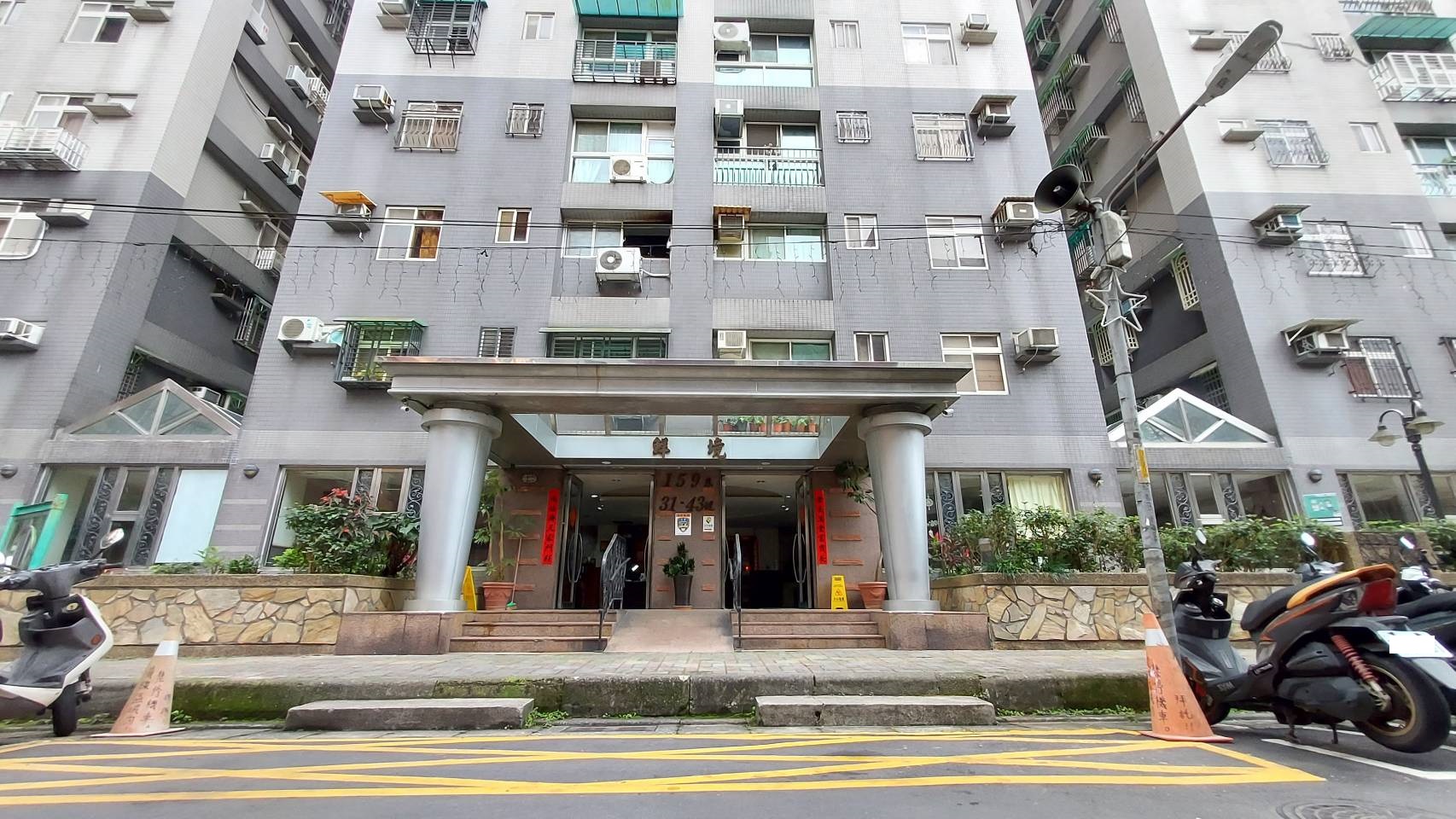 鮮境社區-實價登錄、成交行情-新店安坑-新店安康路二段159巷,總樓高14樓,共138戶