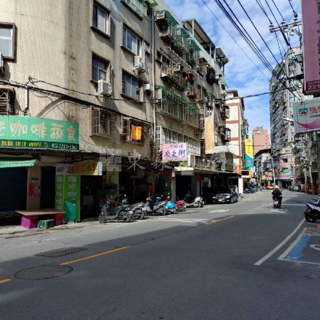 安民燙金三角窗店面
