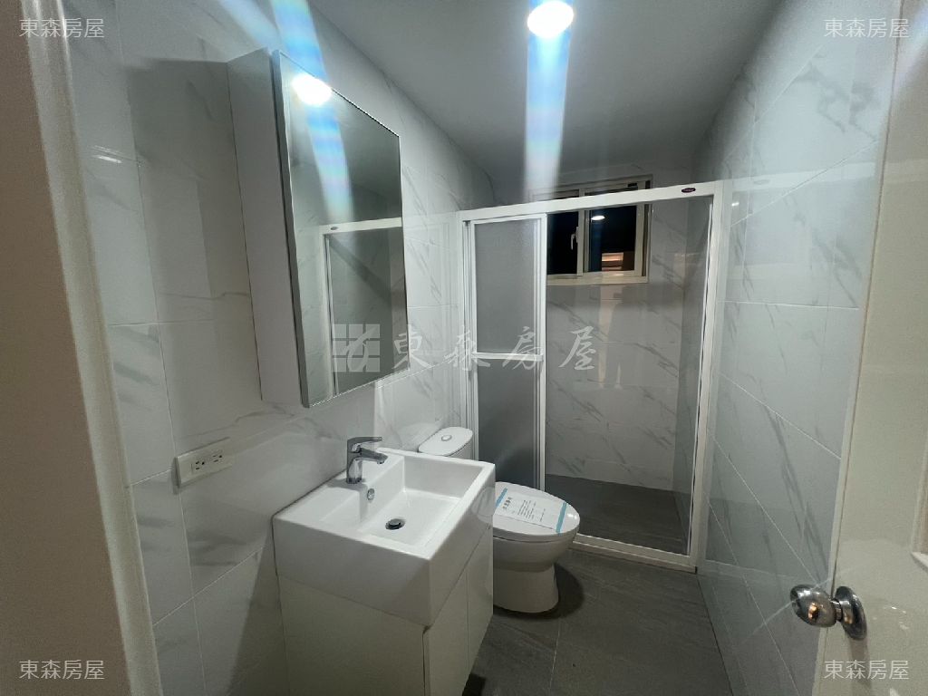 df897de714eb55b88e95d7fad87863d5.jpg